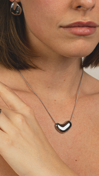 Veyna Necklace
