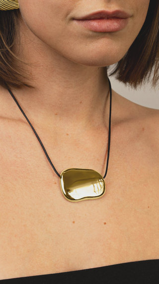 Numa Necklace