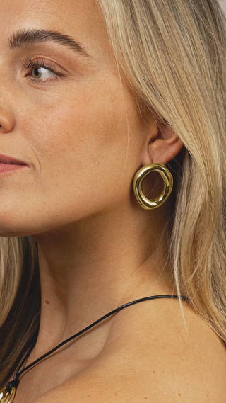 Nuvra Earring