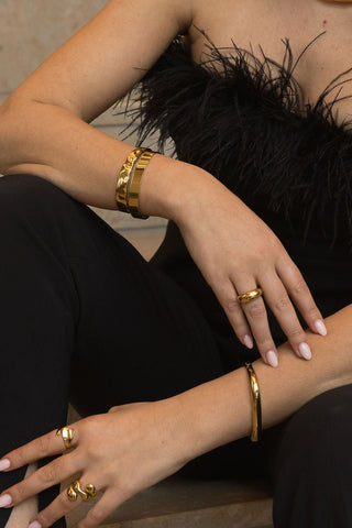 Neia Bangle
