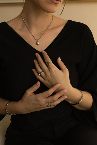 Liva Necklace