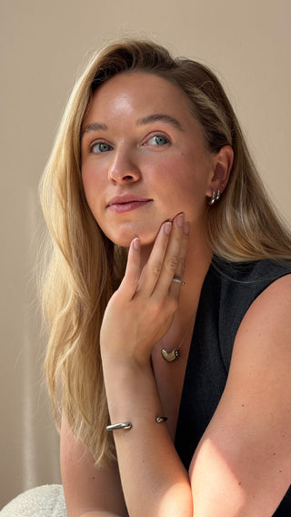 Leila Bangle