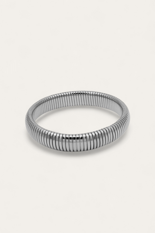 Maev Bangle M